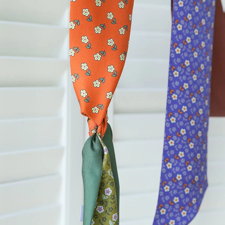 Women fashion accessory