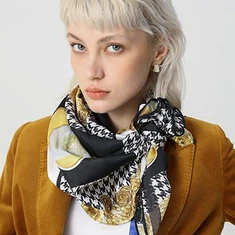 بلیک ہاتھ سلیک سکارف رولڈ