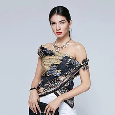 پرتعیش سلک ٹوئیل شال۔