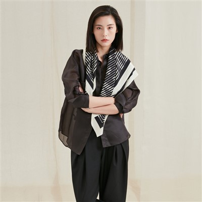 شادی کے سکارف اور لوازمات